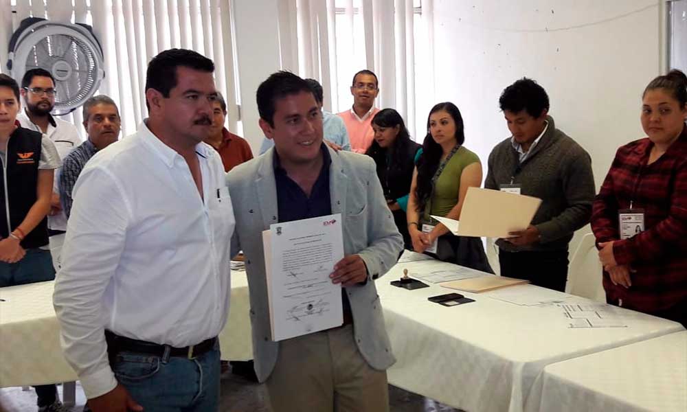 Otro regidor de Zitácuaro pide licencia a un mes de haber tomado protesta