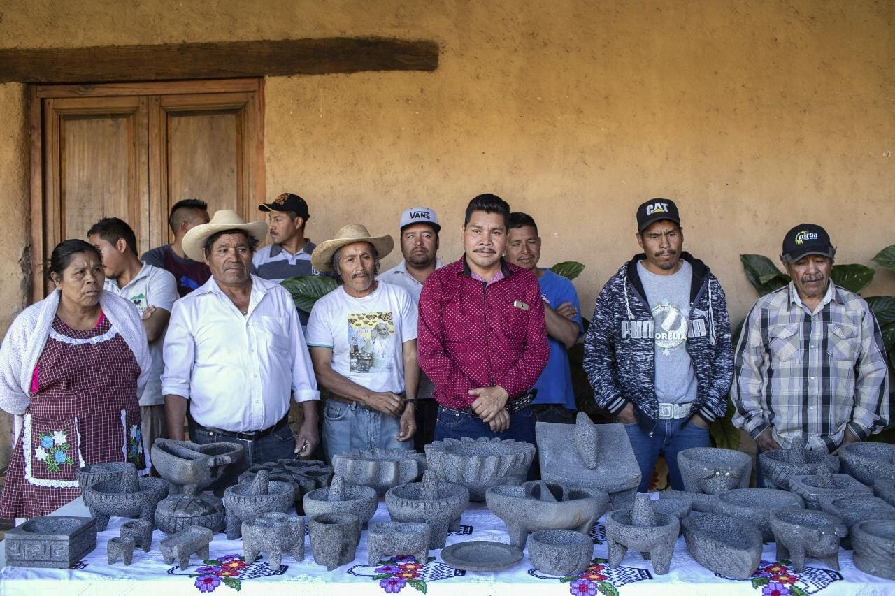 molcajete metate mas grandes del mundo San Nicolás de los Ranchos puebla  Primera Feria del Maíz 2018 - El Sol de México